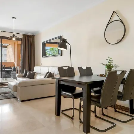 Modern Calanova Sea Golf Lejlighed